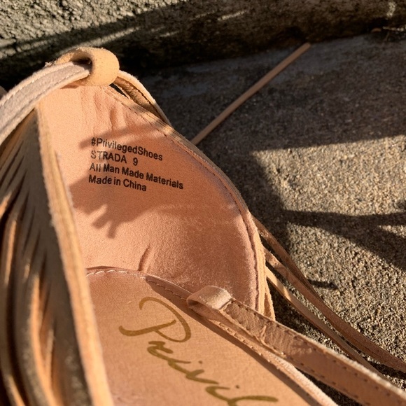 Privileged Women’s Elegant Suede Fringe Strada Heels W/ Ankle Strap Tan - Size 9 - Picture 7 of 7
